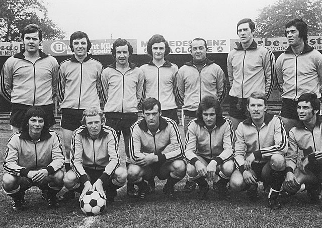 1975-76:
Obere Reihe v.l.n.r.:

Trainer G. Nütten, R. Wiesen, E. Pflips,

H. Weynand, L. Espreux, A. Zimmermann, R. Löhr

Untere Reihe v.l.n.r.:

G. Klauser, F. Thommessen, H. Cremer,

R. Wagner, R. Leys, J. Hammerschmidt