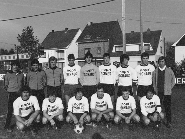 1978-79: Obere Reihe v.l.n.r.:  R. Gillessen, R. Heinen, F. Thommessen,  E. Jamar, K.-J. Frauenkron, M. Schmitz, R. Löhrer, G. Nütten, Trainer Scheers  Untere Reihe v.l.n.r.:  R. Rentmeister, F. Clohse, I. Szabo, H. Cremer, C. Lallemand, G. Klauser